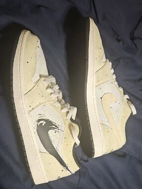 Nike Air Jordan 1 Low SE